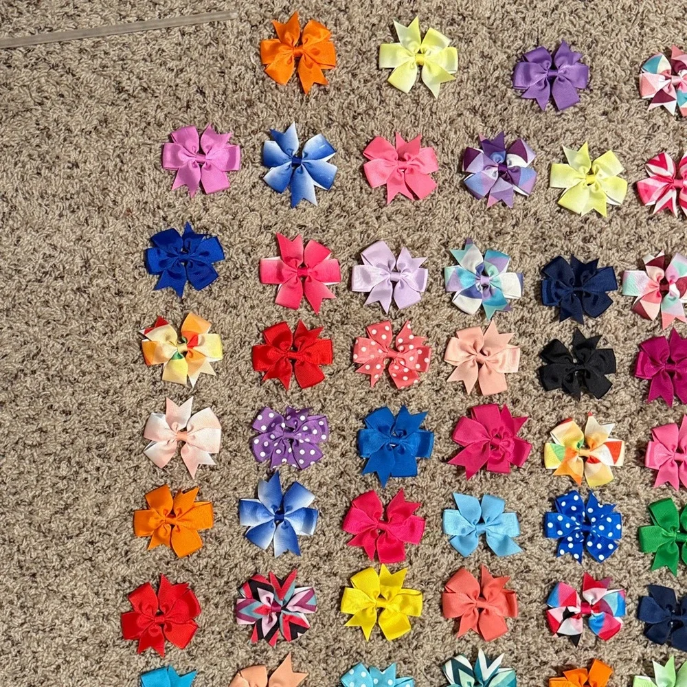 Bundle of 117 girls bow barrettes lots of variety but there are doubles
